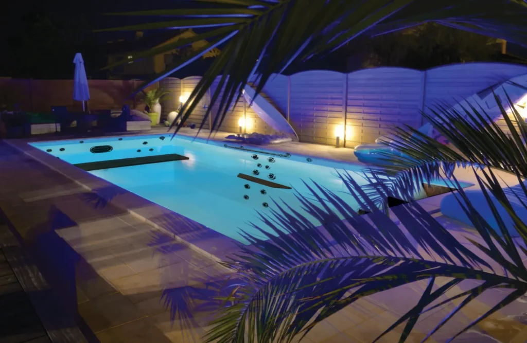 piscine nova jardin de nuit